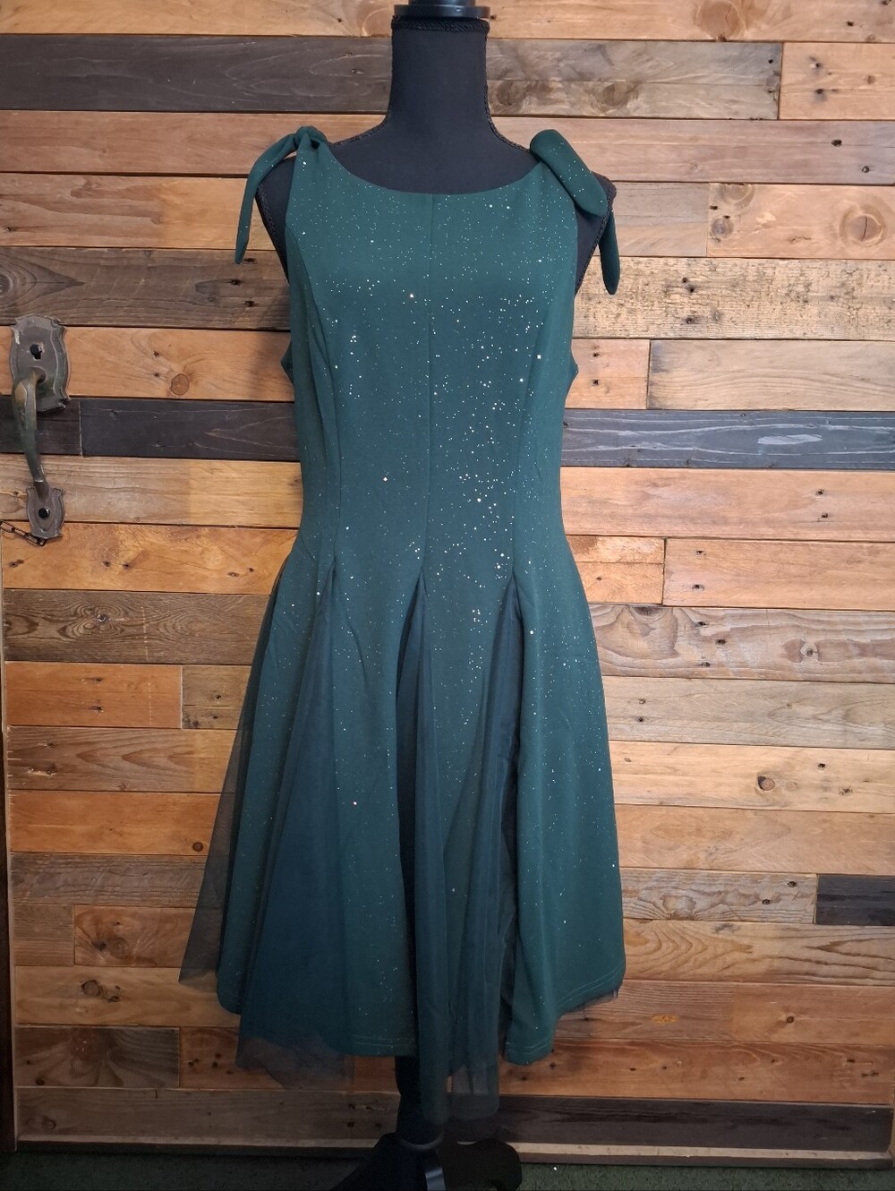 NWT Wedtrend Green Sparkle & Tulle Formal Dress - Medium